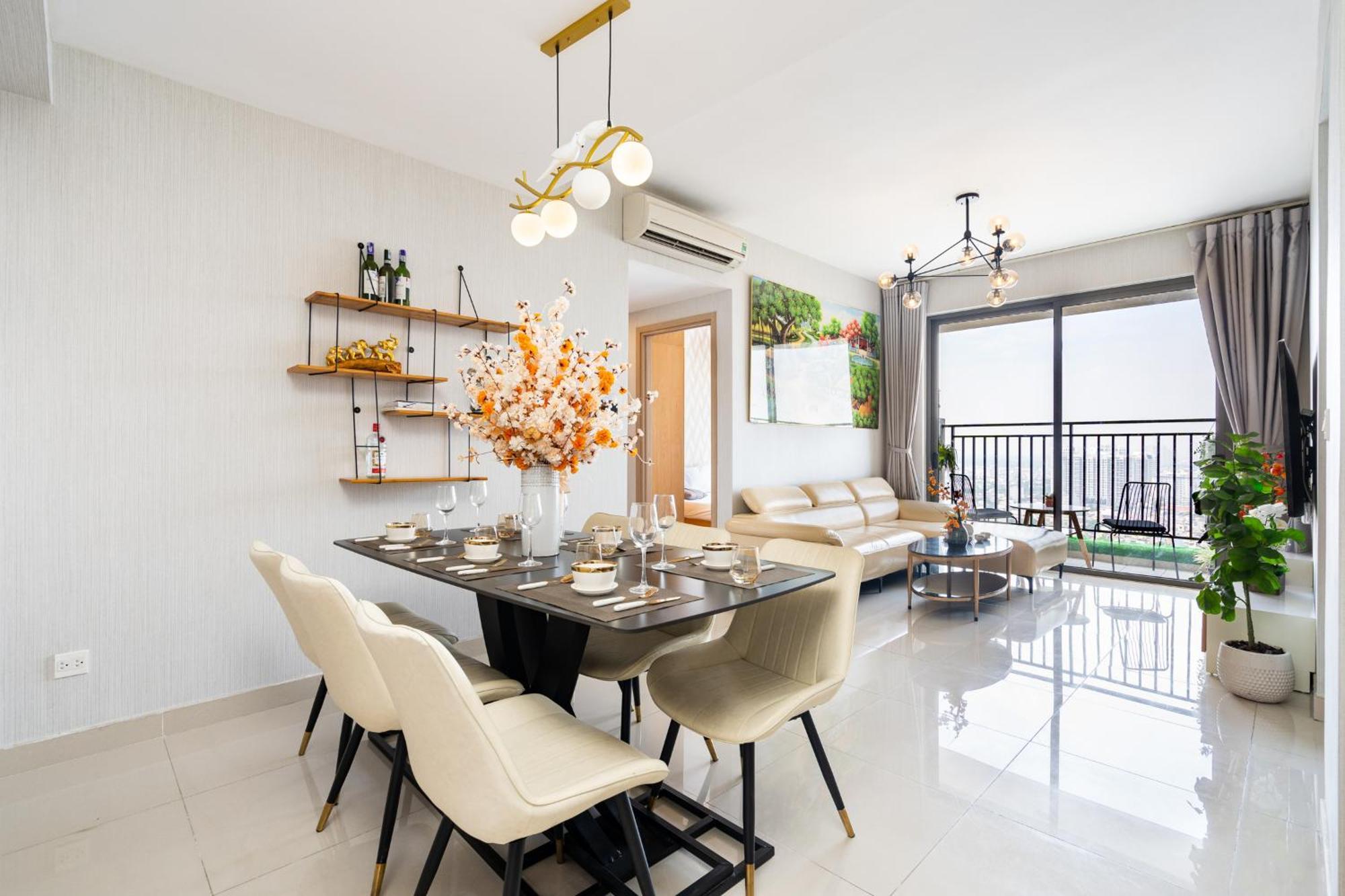 Apartment Double E Saigon In Rivergate Building